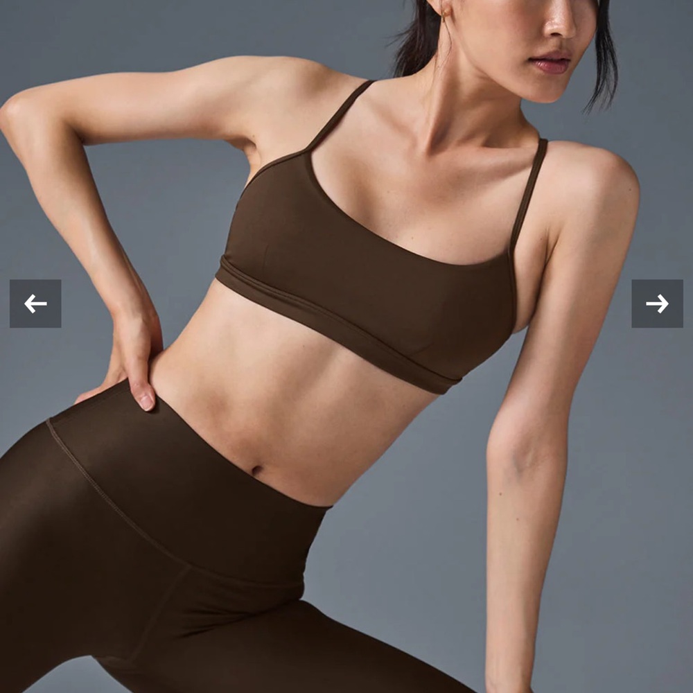 Alo Airlift Intrigue Bra in Espresso, Size L